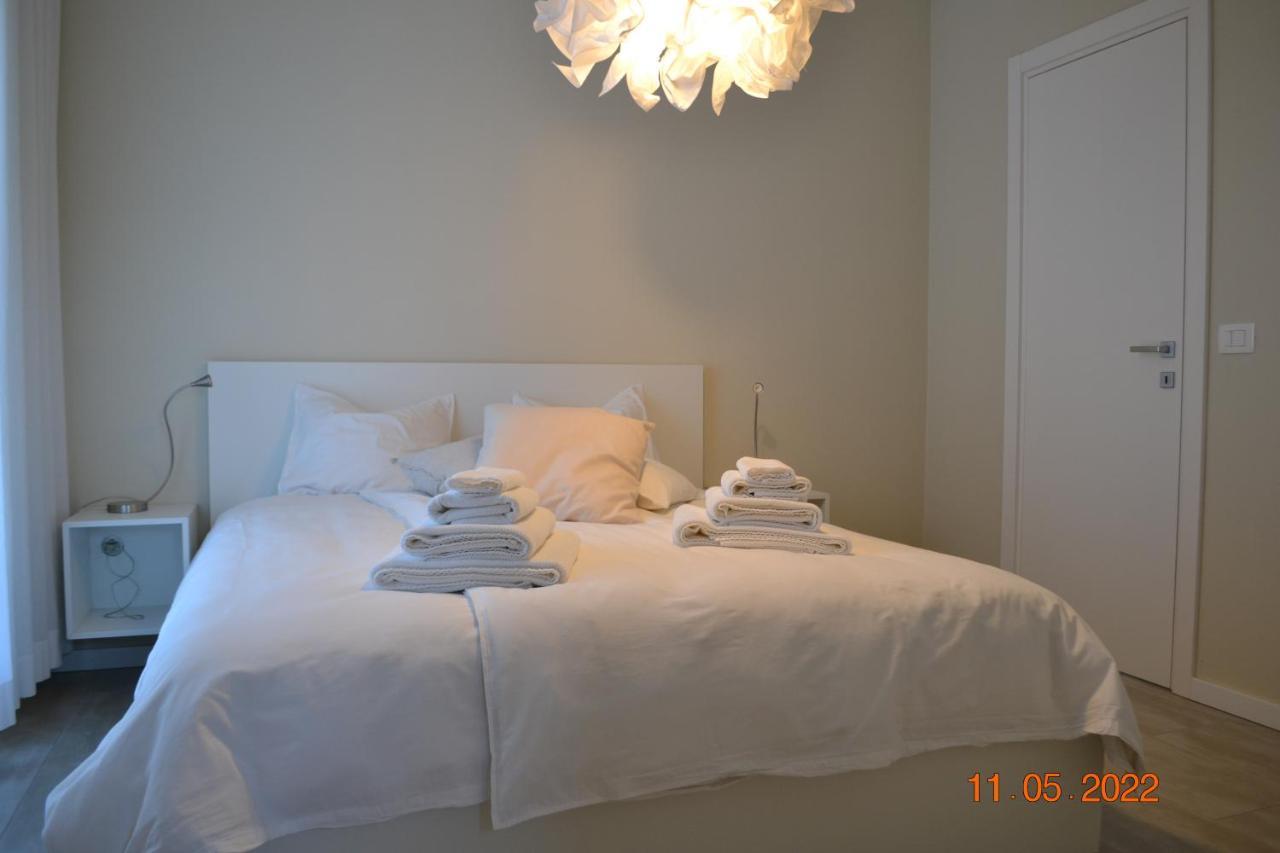 Ocean View Apartements Murine 우마그 외부 사진